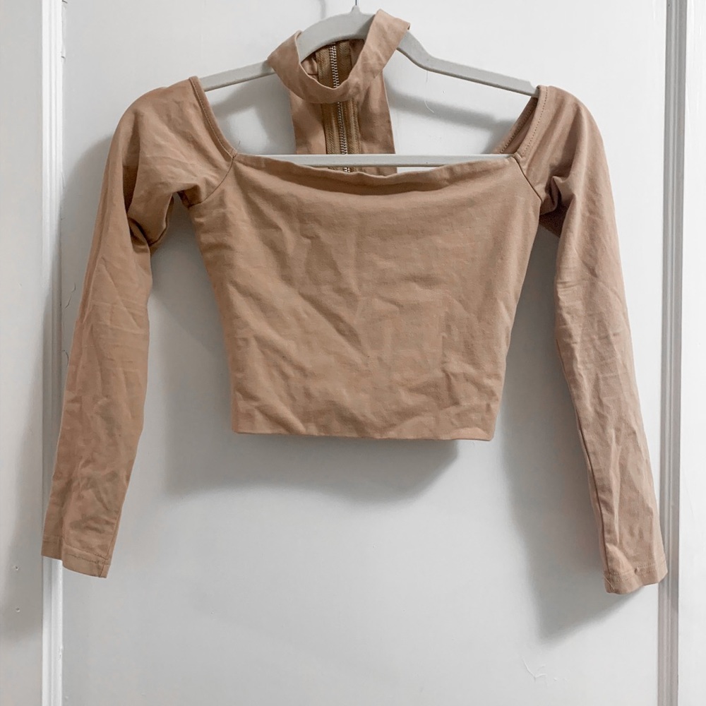 LF off the shoulder cropped choker top nude Size 2